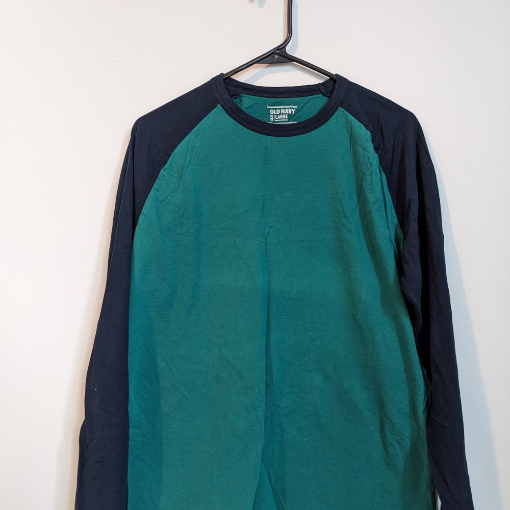 Old Navy Men's Green and Black Long Sleeve Shirt